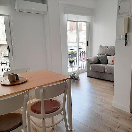Confortable Apartamento En エルチェ エクステリア 写真