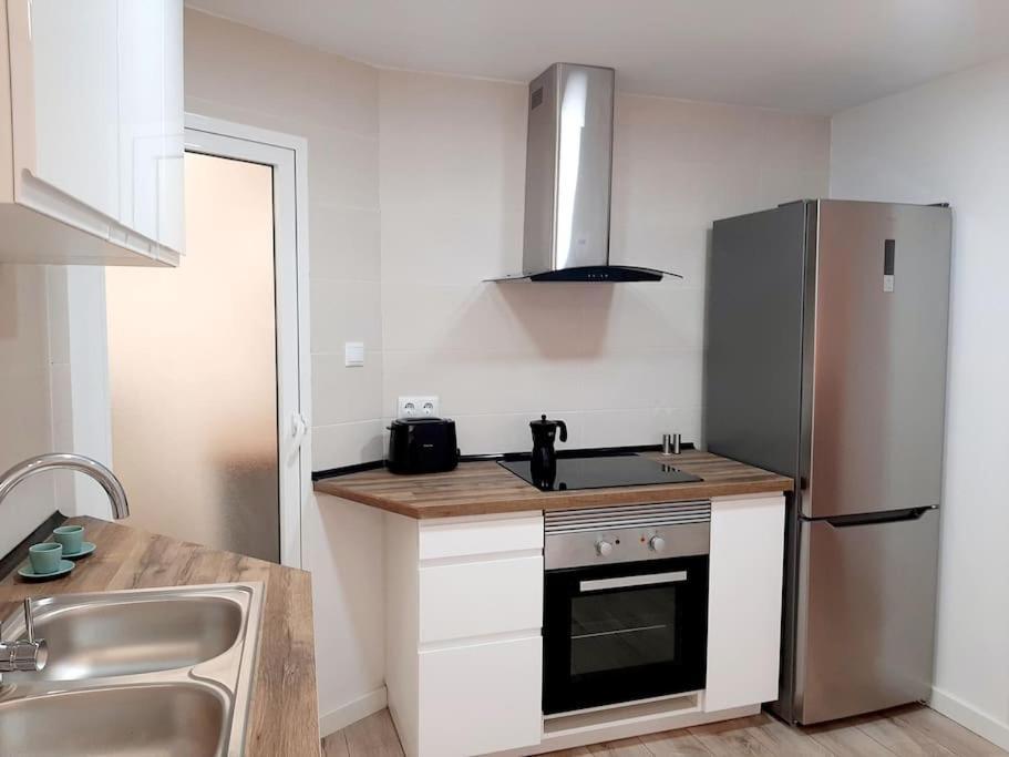 Confortable Apartamento En エルチェ エクステリア 写真