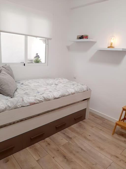 Confortable Apartamento En エルチェ エクステリア 写真