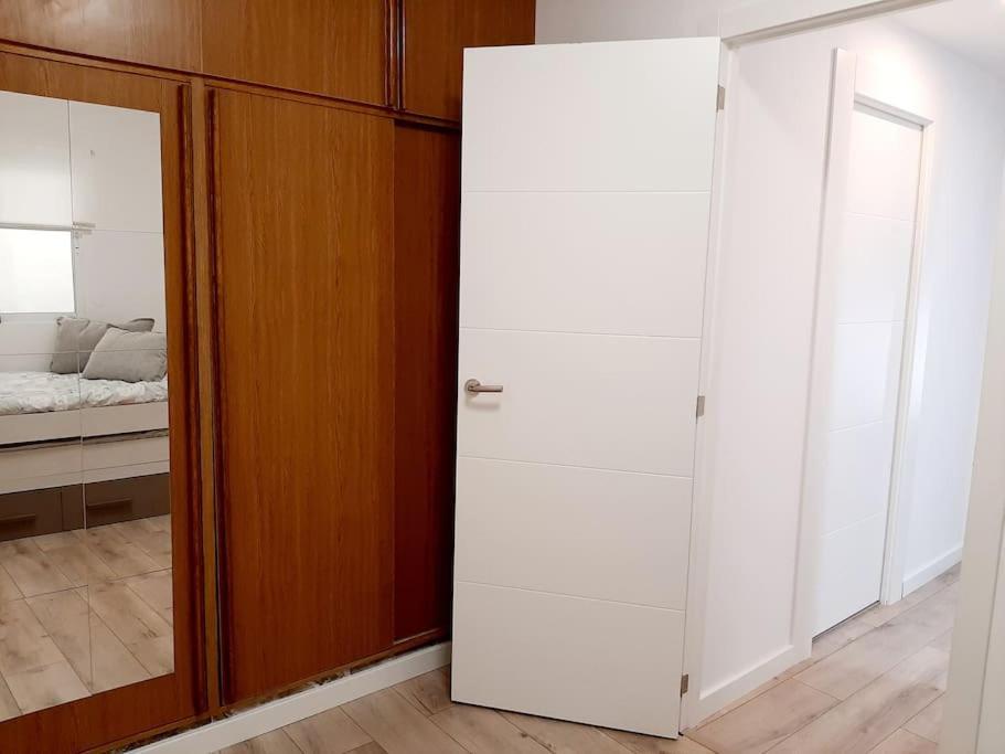Confortable Apartamento En エルチェ エクステリア 写真